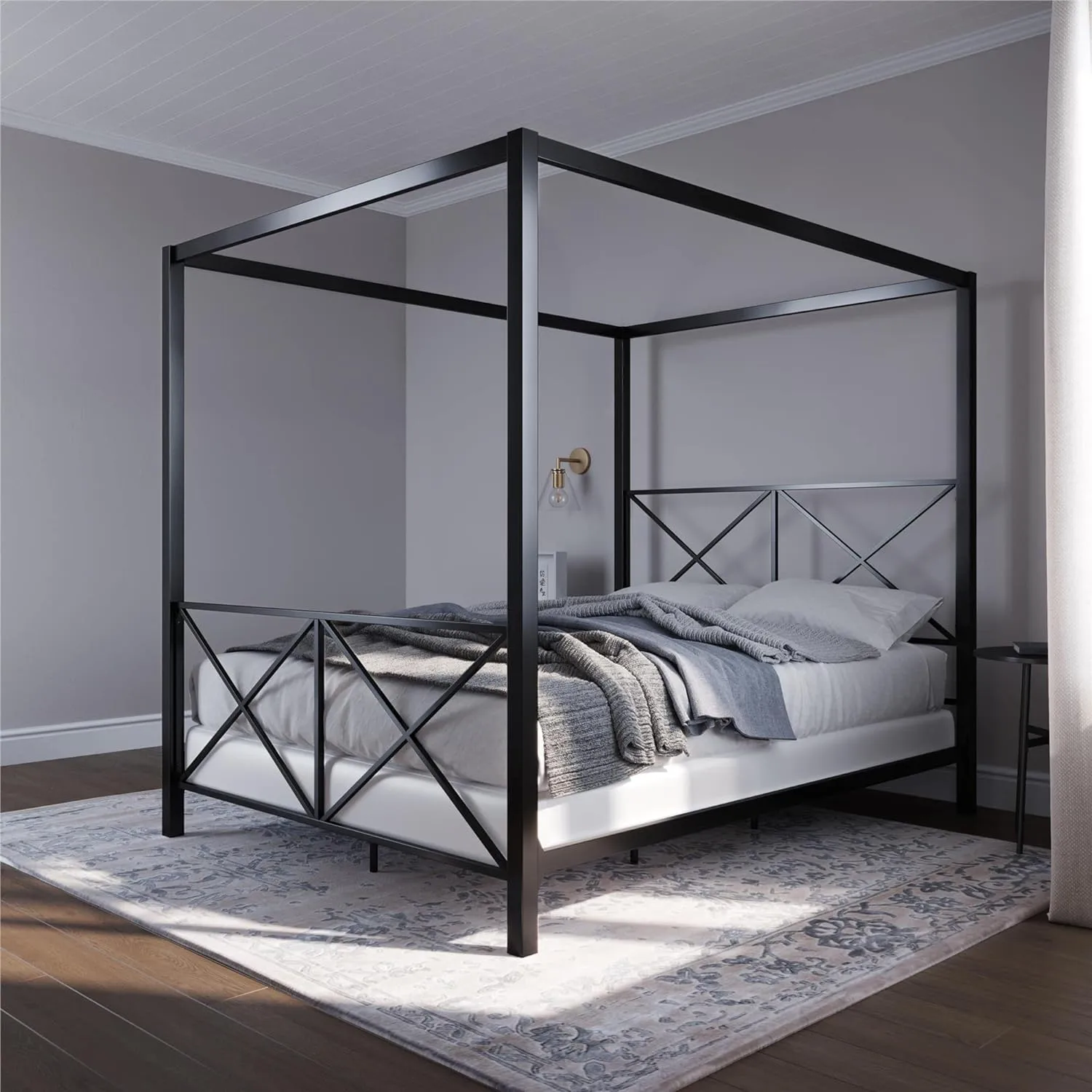 Metal canopy bed