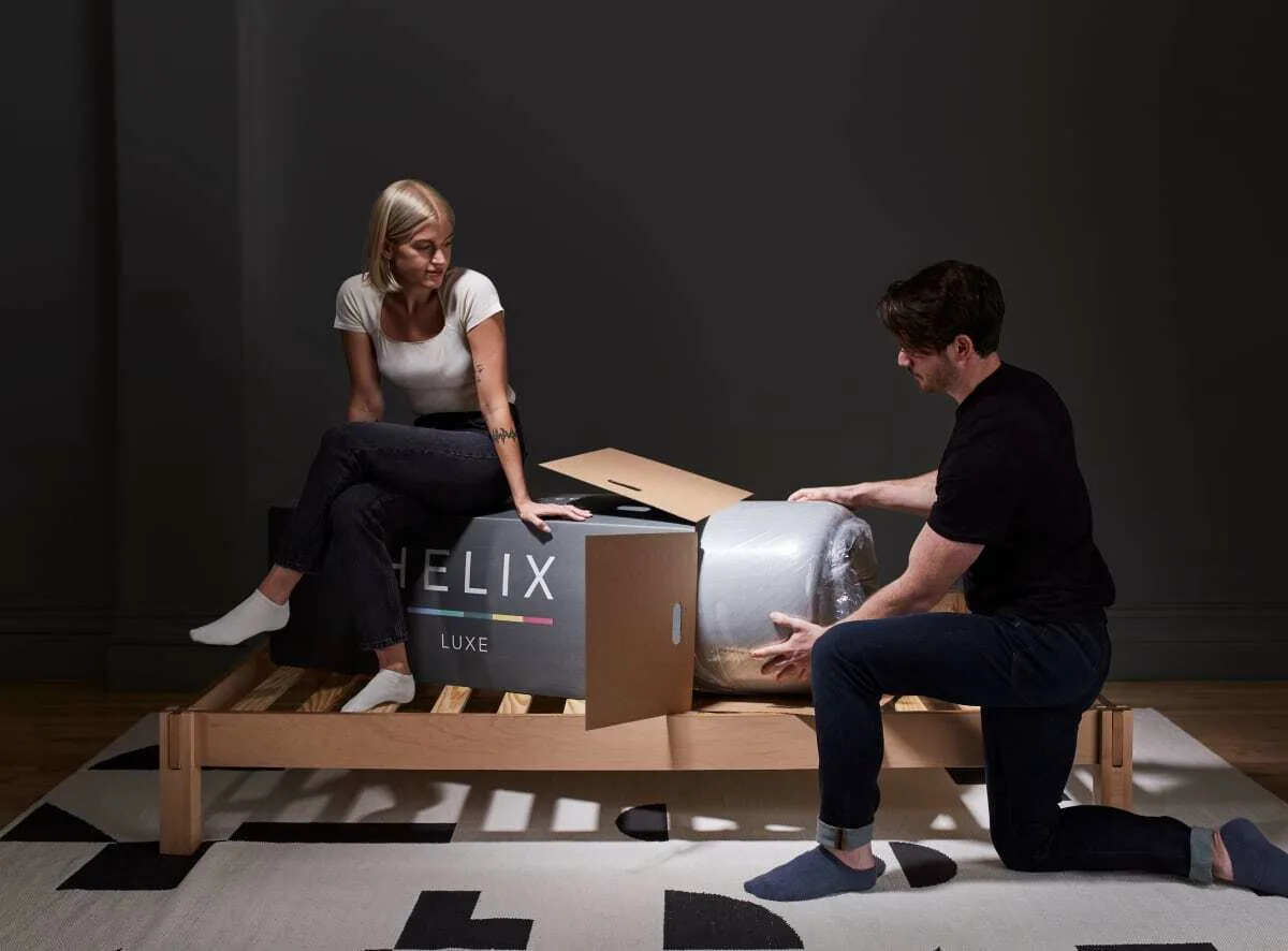 Reviewers unboxing Helix Dusk Luxe mattress