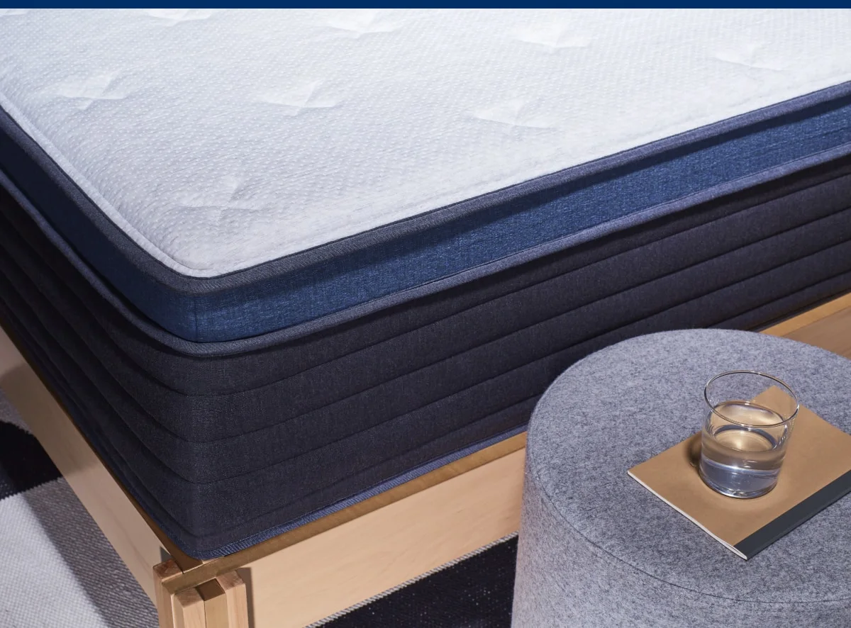 Helix Midnight Luxe mattress edge support