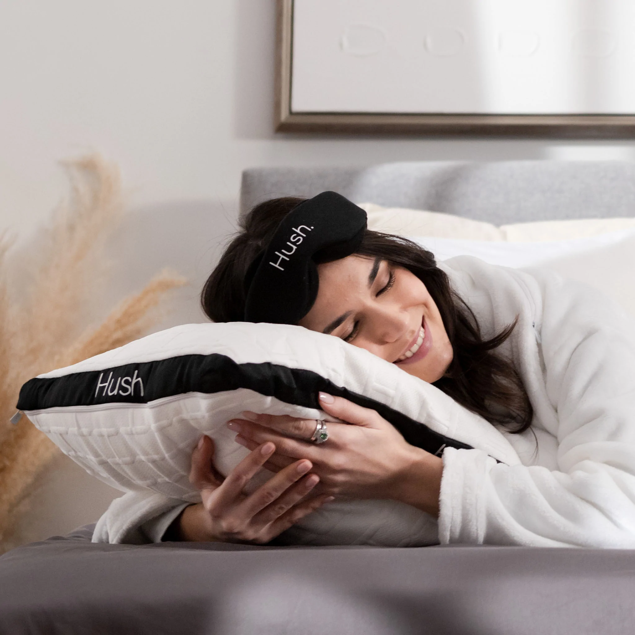 Hush Hybrid Pillow